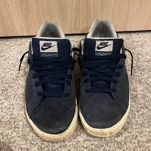 Nike Court Majestic 11.5